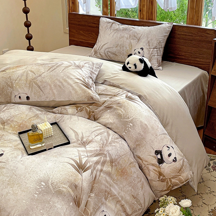 91家纺网 家纺一手货源 找家纺 耀悦家纺 2025年60支纯棉印花四件套长绒棉被套床单 熊猫竹景