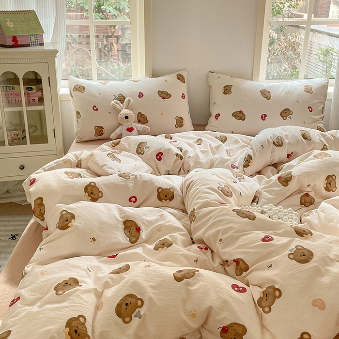 91家纺网 家纺一手货源 找家纺 水木坊 2025新款云感针织双层纱三件套四件套 奇妙小熊-米