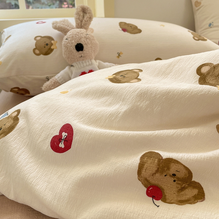 91家纺网 家纺一手货源 找家纺 水木坊 2025新款云感针织双层纱三件套四件套 奇妙小熊-米