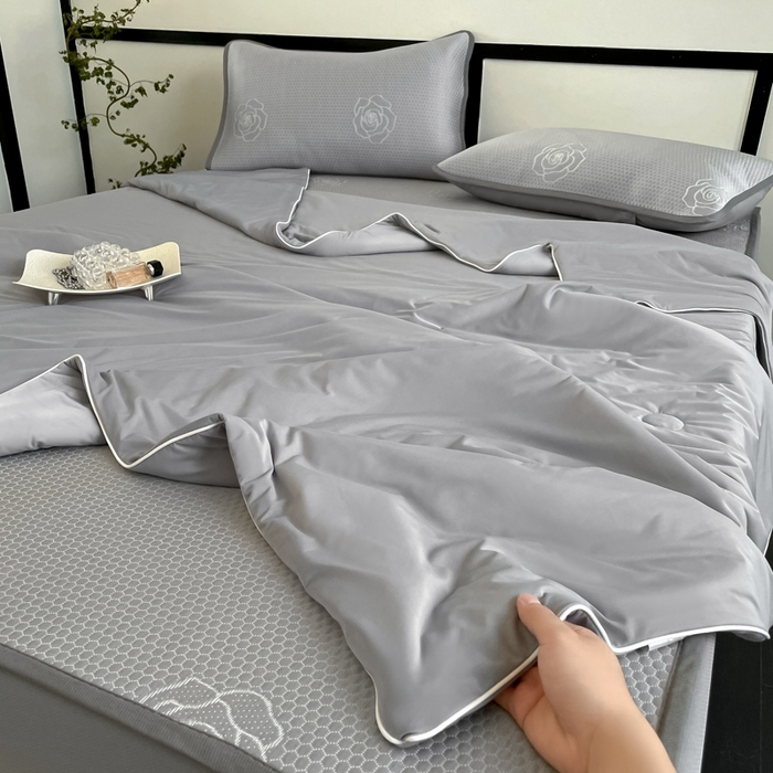 91家纺网 家纺一手货源 找家纺 欧邦2025新款提花冰豆豆床笠款夏被四件套-牡丹系列 牡丹-高级灰