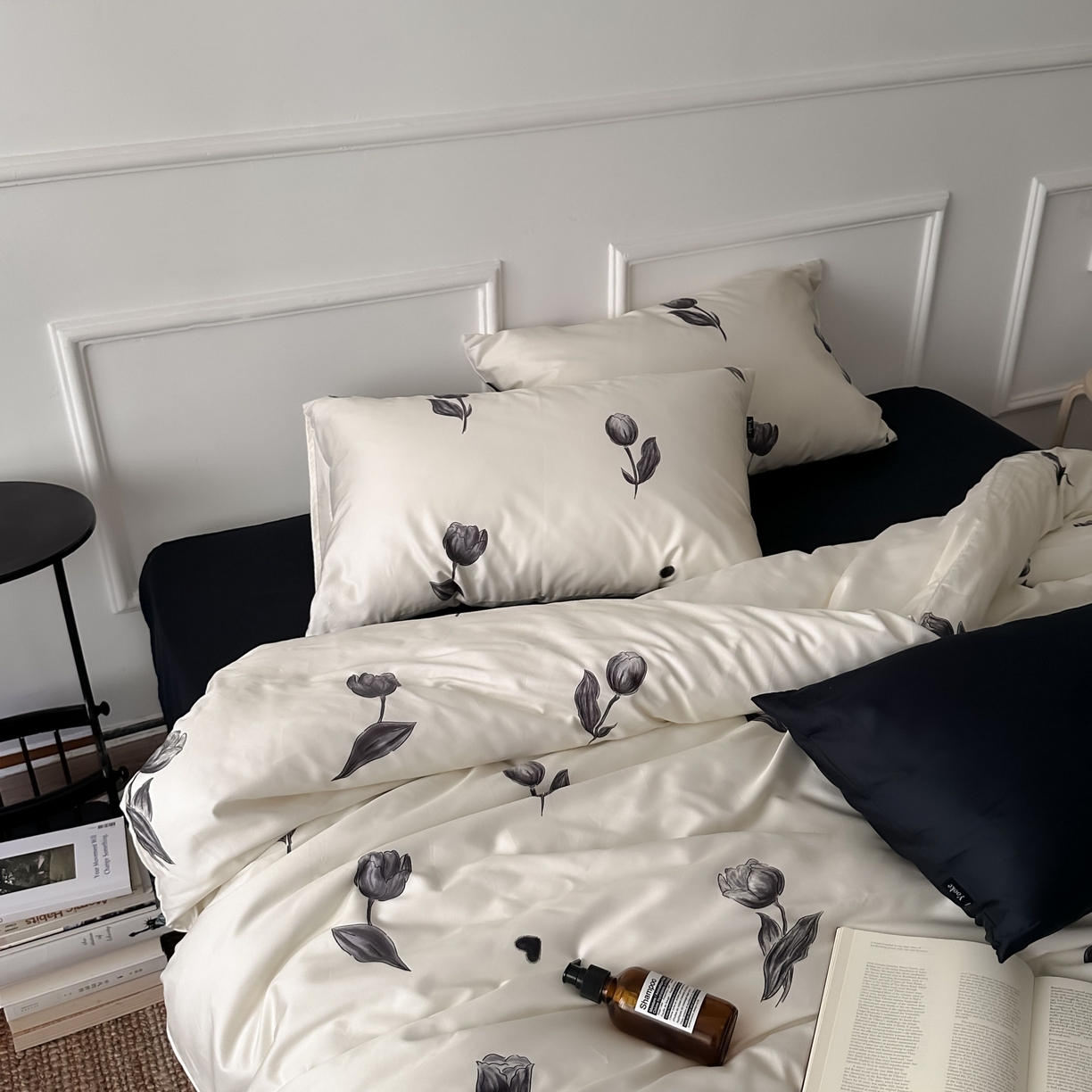 91家纺网 家纺一手货源 找家纺 （总）2025新款数码印花全棉四件套-玫瑰的故事（送手提袋）【严格控价券后不低于  318和338元 】