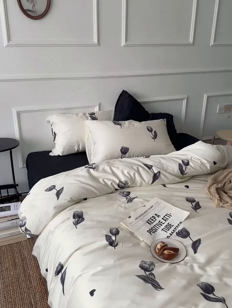 91家纺网 家纺一手货源 找家纺 （总）2025新款数码印花全棉四件套-玫瑰的故事（送手提袋）【严格控价券后不低于  318和338元 】