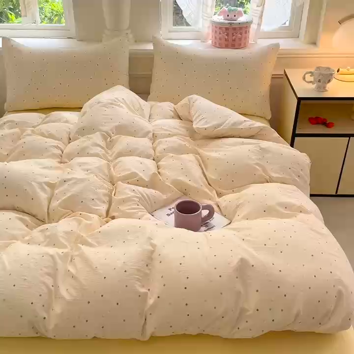 91家纺网 家纺一手货源 找家纺  （提供买家秀 爆款花型 不断货）2025新款超柔A类云感棉木棉双层纱四件套 波点世界