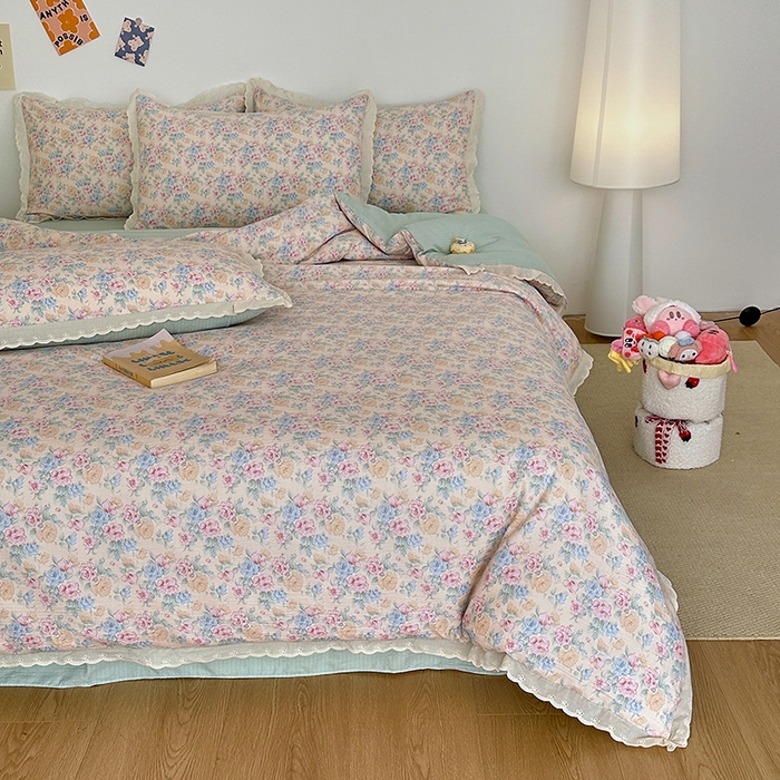 91家纺网 家纺一手货源 找家纺 斯卡诺家纺 2025新款纯棉花边双层纱夏被四件套水洗棉夏被四件套