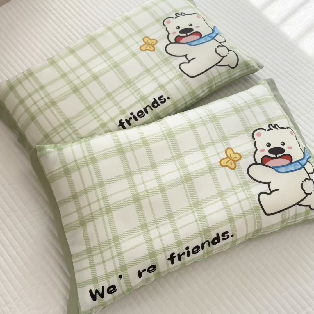 91家纺网 家纺一手货源 找家纺 慕尚2025儿童大版天丝枕套 绿格西高地