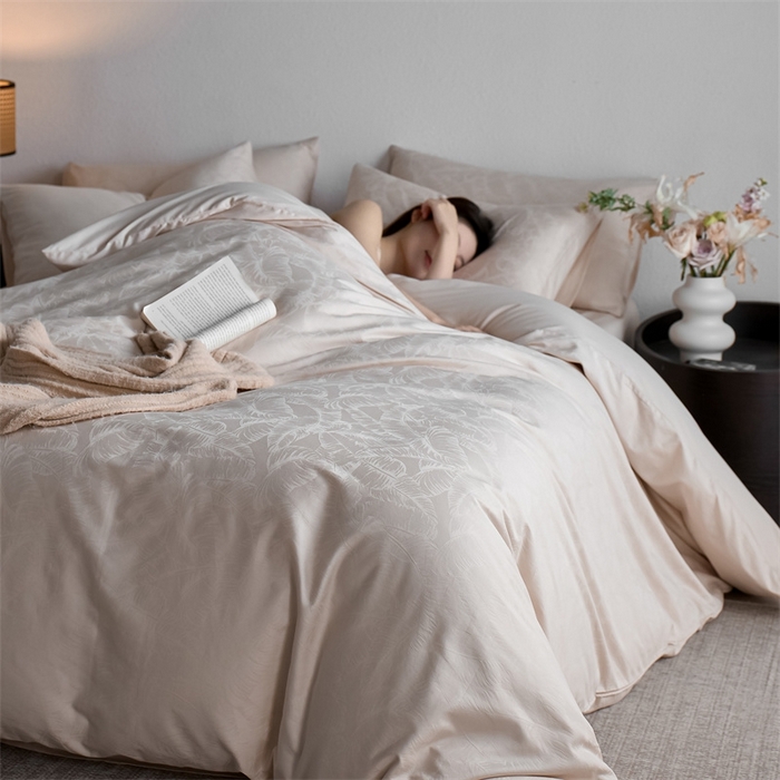 91家纺网 家纺一手货源 找家纺 亿梵家居 2025新款高端A类长绒棉四件套全棉提花轻奢全棉四件套 卡美伦-香槟色