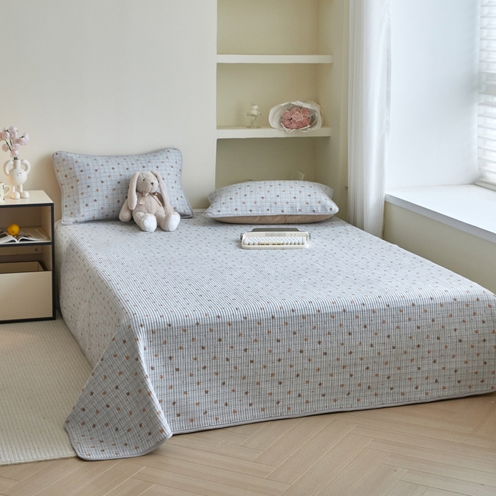 91家纺网 家纺一手货源 找家纺 （总）亿梵家居 2025新款全棉纯棉双层纱床盖三件套A类母婴级纯棉床盖炕盖夹棉床单