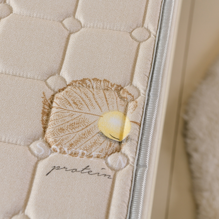 91家纺网 家纺一手货源 找家纺 美克家居2025新款加厚防水软床垫 A级软豆卡防水款