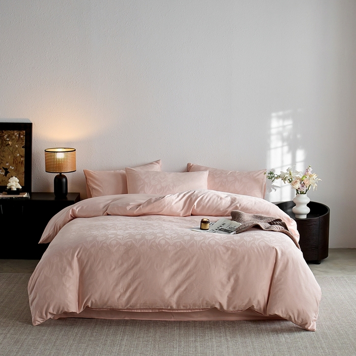 91家纺网 家纺一手货源 找家纺 亿梵家居 2025新款高端A类长绒棉四件套全棉提花轻奢全棉四件套 郁金香-迷香粉