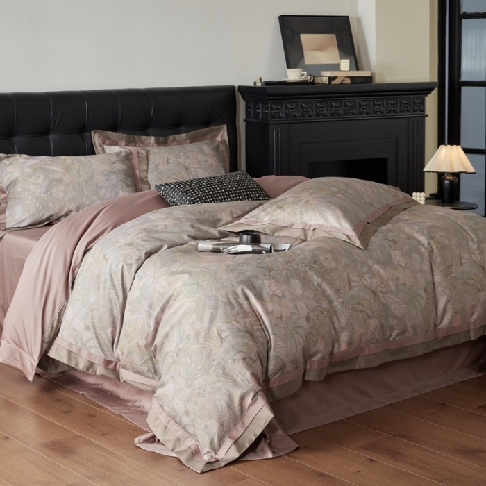 91家纺网 家纺一手货源 找家纺 由丽家纺 2025新款数码印花双层边拼角活性数码印花四件套（控价券后399起） 叶景-粉