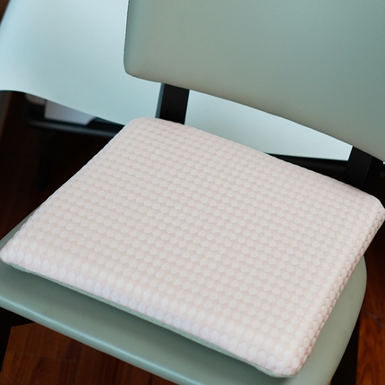91家纺网 家纺一手货源 找家纺 （总）芯洲 2025新款冰豆豆记忆棉坐垫办公室椅子椅垫久坐学生教室专用屁股垫板凳子四季软垫