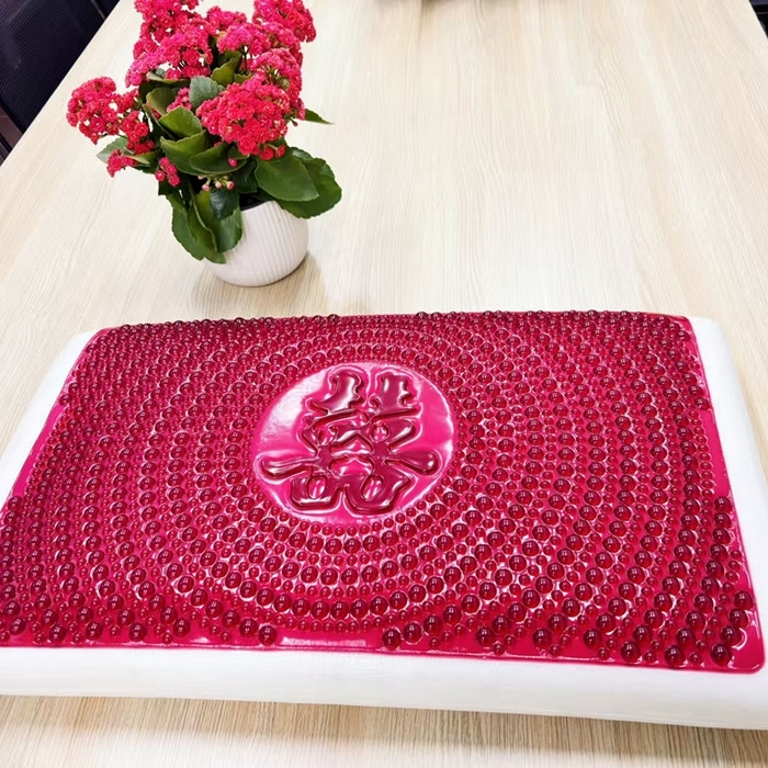 91家纺网 家纺一手货源 找家纺 （总）剑桥枕业 2025新款红色零压凝胶双喜枕枕头枕芯