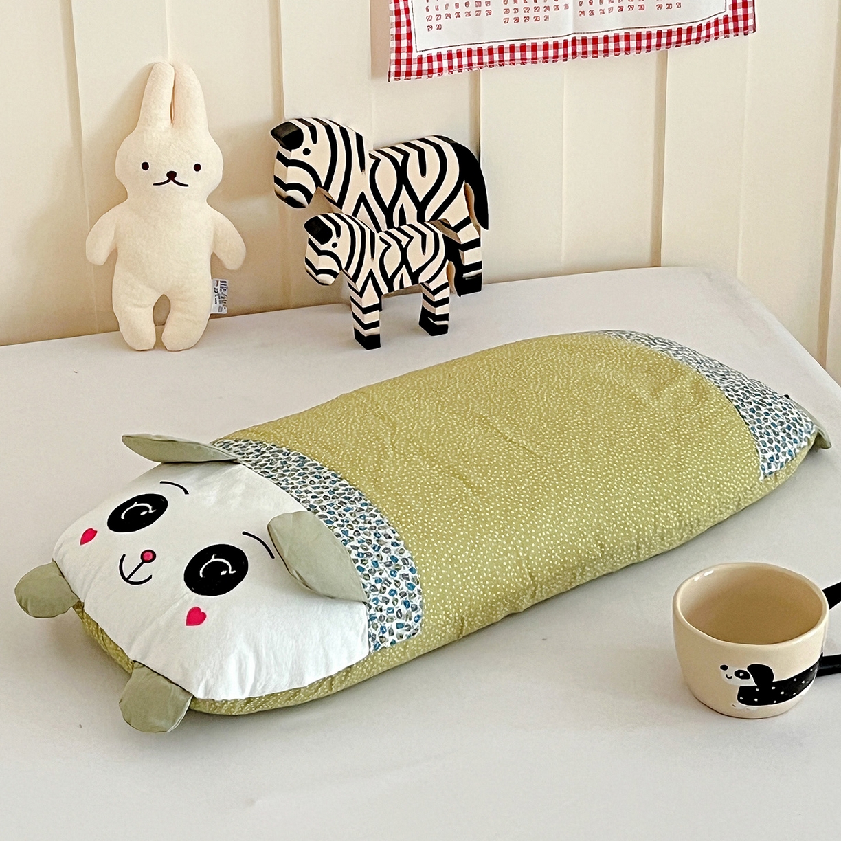 91家纺网 家纺一手货源 找家纺 卓昌枕芯 2025新款全棉纯棉刺绣加印花萌萌熊枕头枕芯卡通荞麦枕-可爱小熊系列 可爱小熊-绿色 60x30cm苦荞壳单枕/只