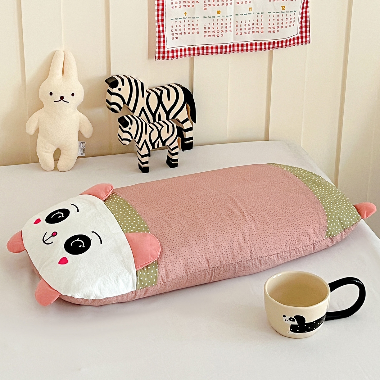 91家纺网 家纺一手货源 找家纺 卓昌枕芯 2025新款全棉纯棉刺绣加印花萌萌熊枕头枕芯卡通荞麦枕-可爱小熊系列 可爱小熊-粉色 60x30cm甜荞壳单枕/只