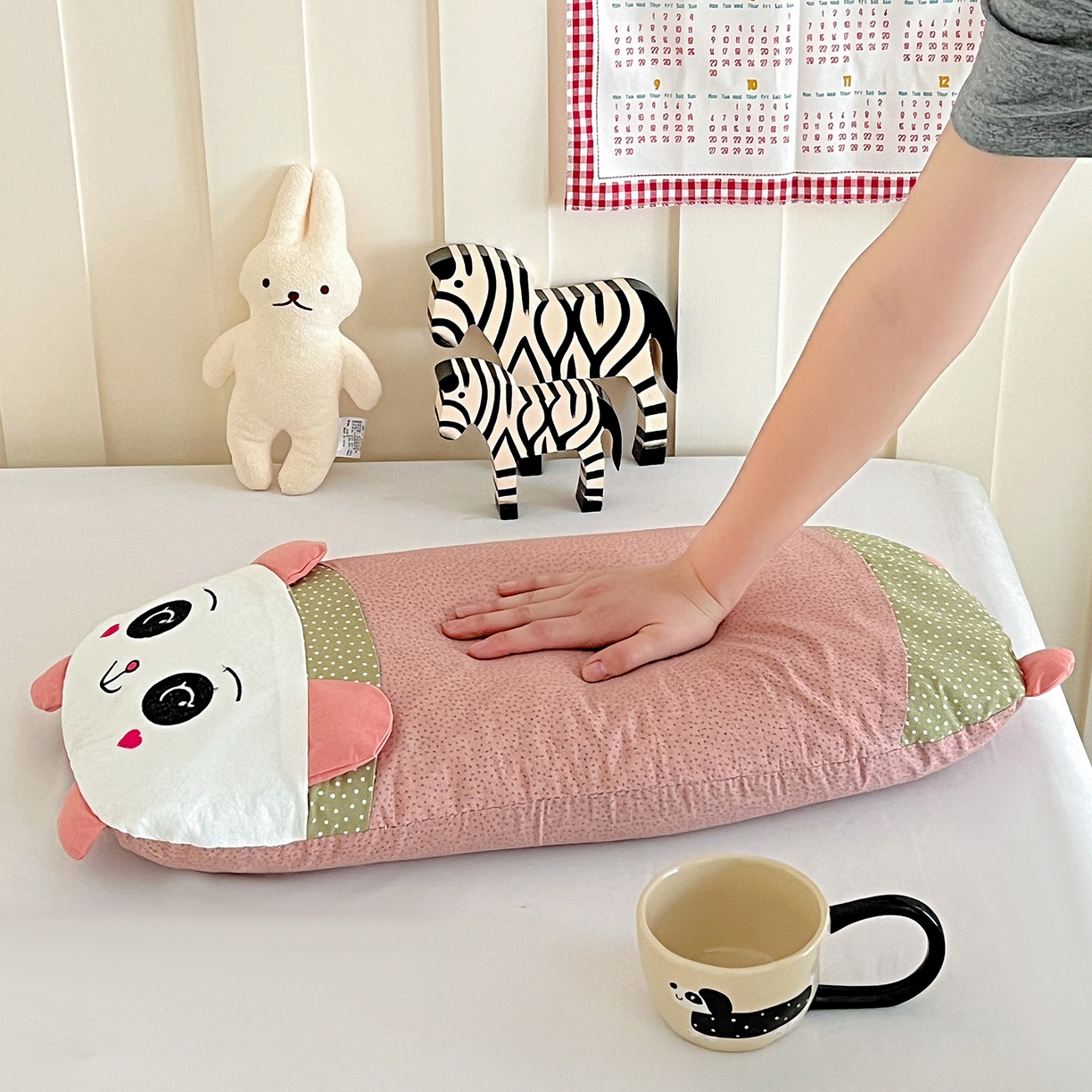 91家纺网 家纺一手货源 找家纺 卓昌枕芯 2025新款全棉纯棉刺绣加印花萌萌熊枕头枕芯卡通荞麦枕-可爱小熊系列 可爱小熊-粉色 60x30cm甜荞壳单枕/只