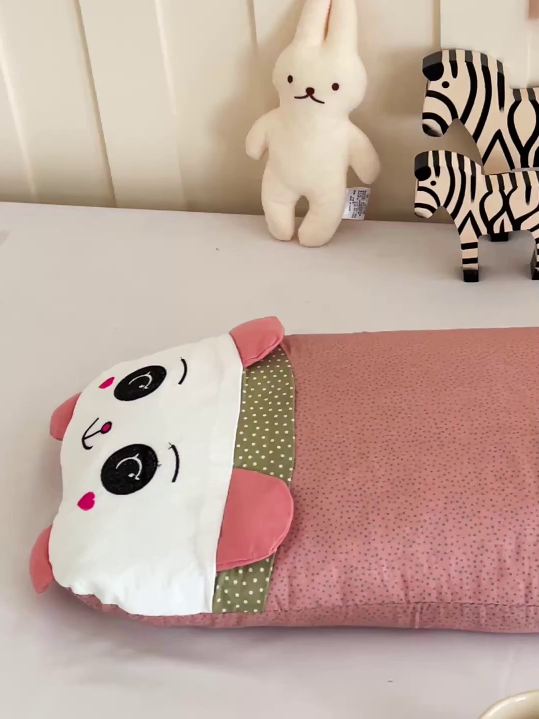 91家纺网 家纺一手货源 找家纺 卓昌枕芯 2025新款全棉纯棉刺绣加印花萌萌熊枕头枕芯卡通荞麦枕-可爱小熊系列 可爱小熊-粉色 60x30cm甜荞壳单枕/只