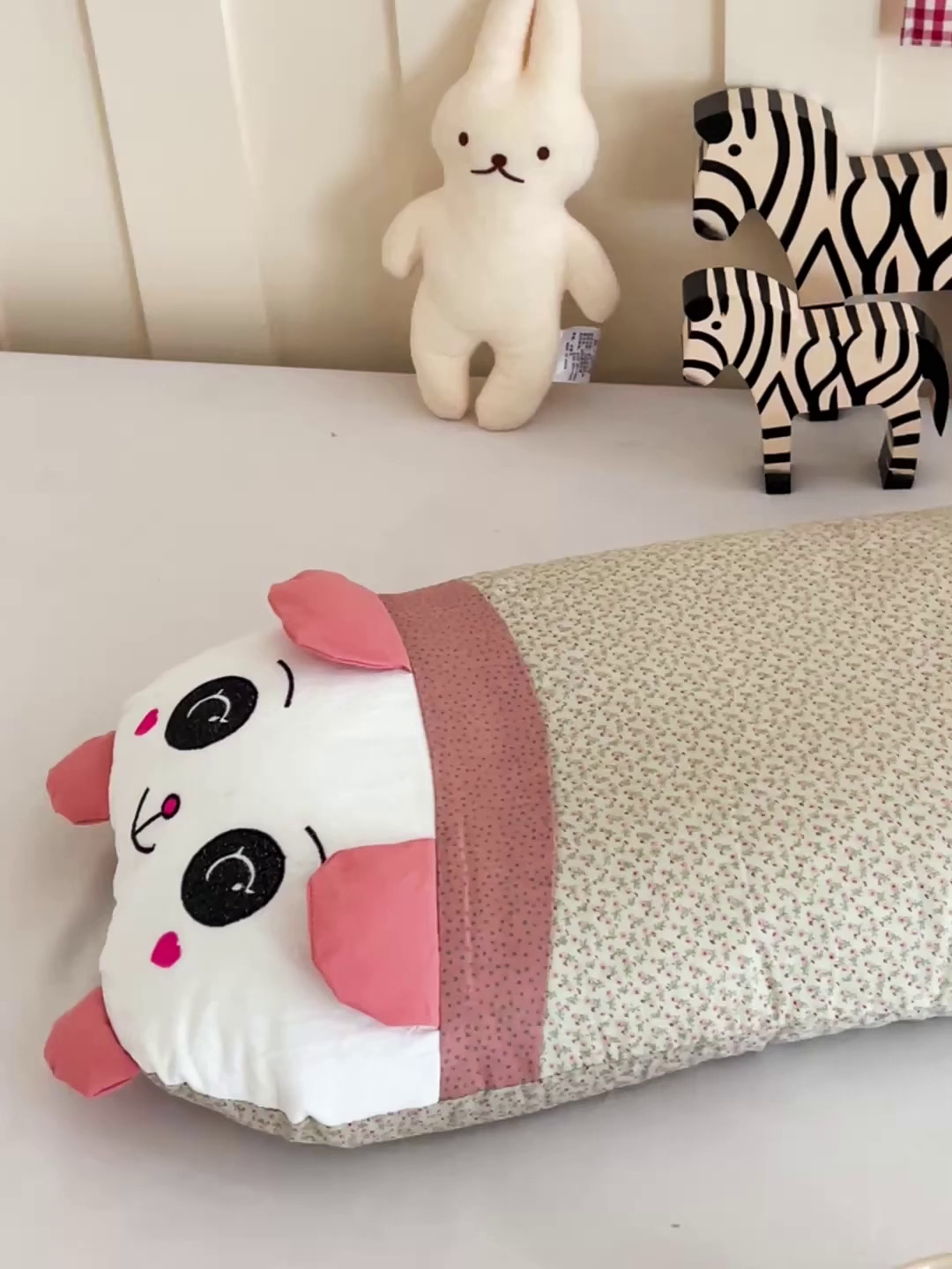 91家纺网 家纺一手货源 找家纺 卓昌枕芯 2025新款全棉纯棉刺绣加印花萌萌熊枕头枕芯卡通荞麦枕-可爱小熊系列 可爱小熊-卡其色 60x30cm甜荞壳单枕/只