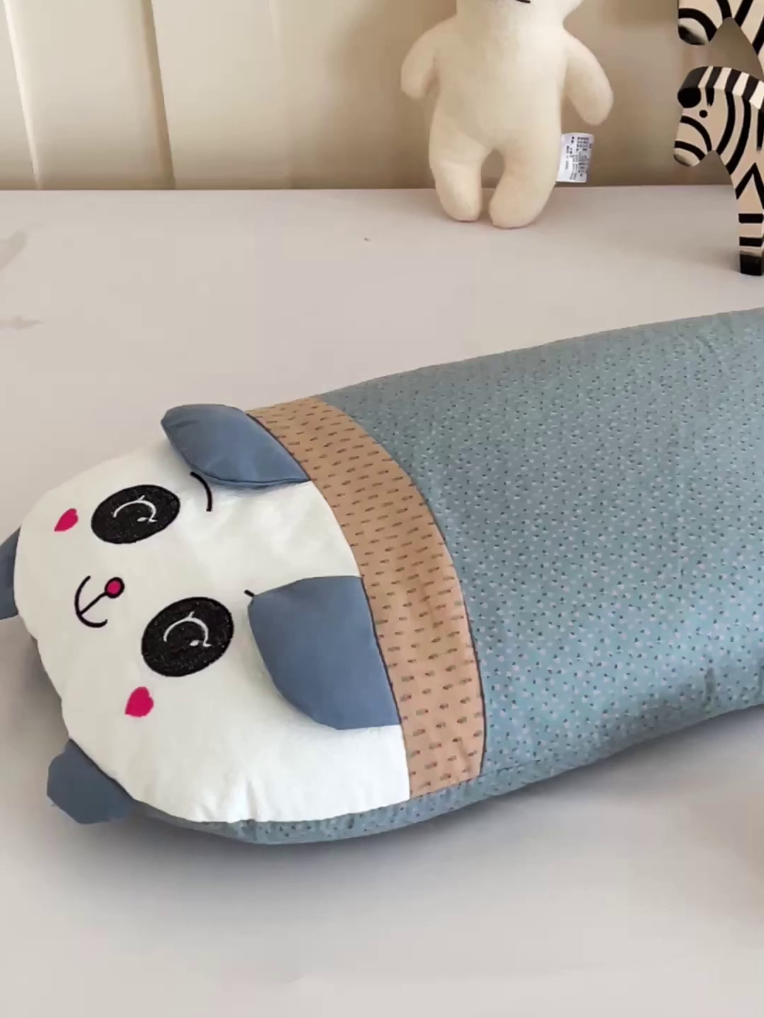 91家纺网 家纺一手货源 找家纺 卓昌枕芯 2025新款全棉纯棉刺绣加印花萌萌熊枕头枕芯卡通荞麦枕-可爱小熊系列 可爱小熊-蓝色 60x30cm甜荞壳单枕/只