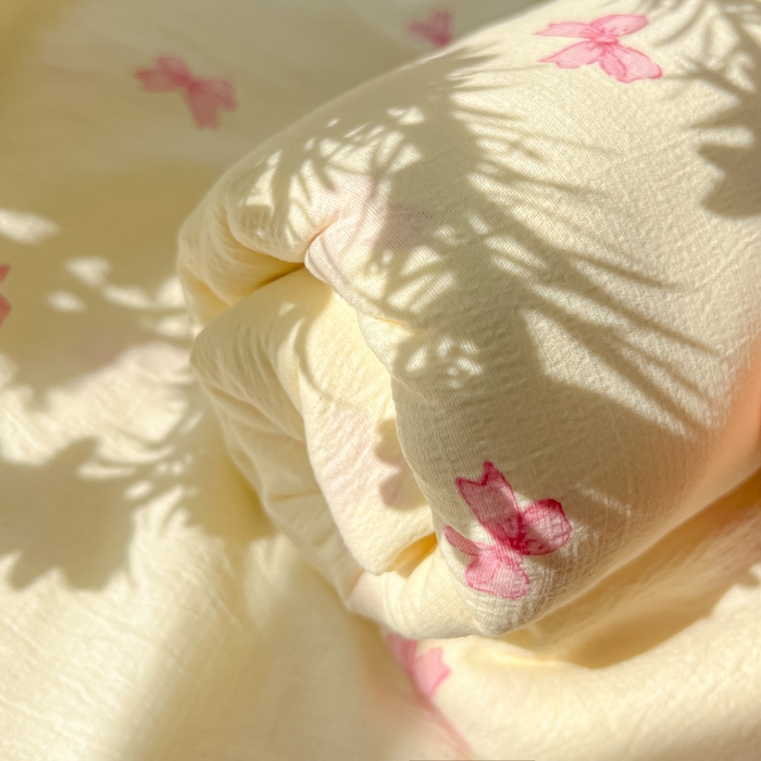 91家纺网 家纺一手货源 找家纺 韩巢家纺 2025新款云感提花双层纱床单被单枕套三件套 粉相思