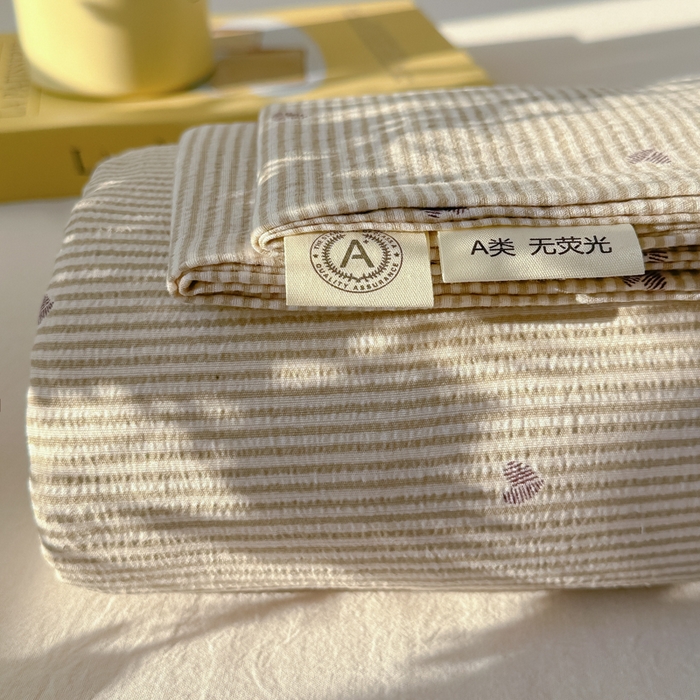 91家纺网 家纺一手货源 找家纺 韩巢家纺 2025新款云感提花双层纱床单被单枕套三件套 米倾心