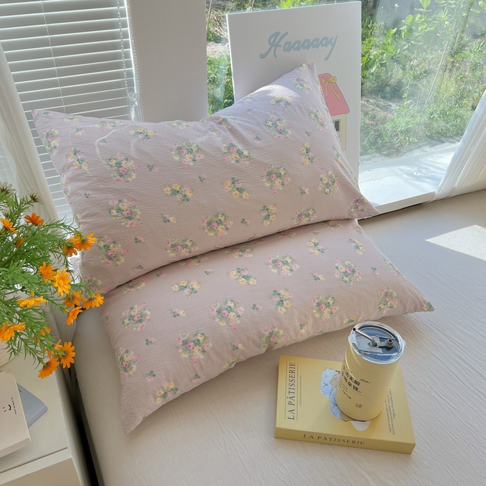 91家纺网 家纺一手货源 找家纺 韩巢家纺 2025新款云感提花双层纱床单被单枕套三件套 奶油味的暗恋