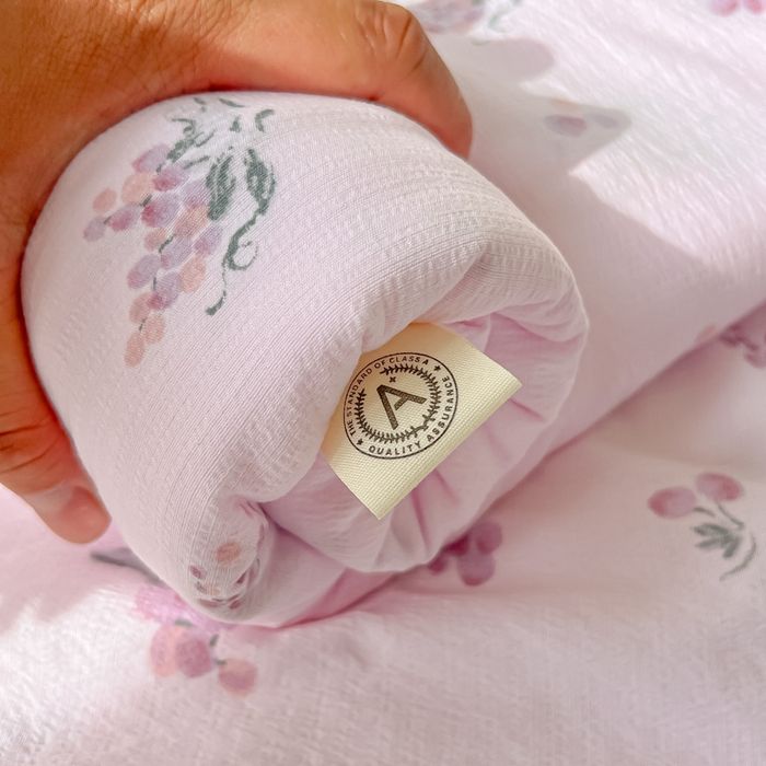 91家纺网 家纺一手货源 找家纺 韩巢家纺 2025新款云感提花双层纱床单被单枕套三件套 葡萄七分甜