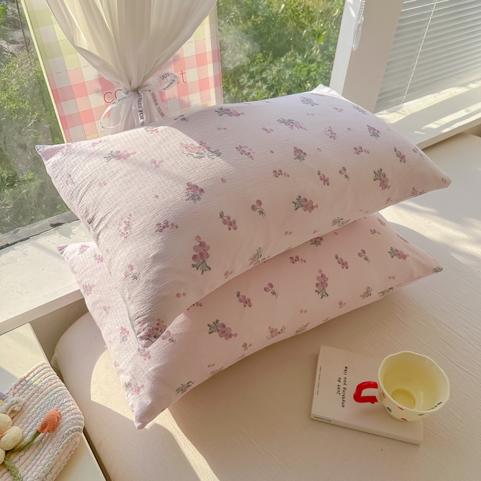 91家纺网 家纺一手货源 找家纺 韩巢家纺 2025新款云感提花双层纱床单被单枕套三件套 葡萄七分甜