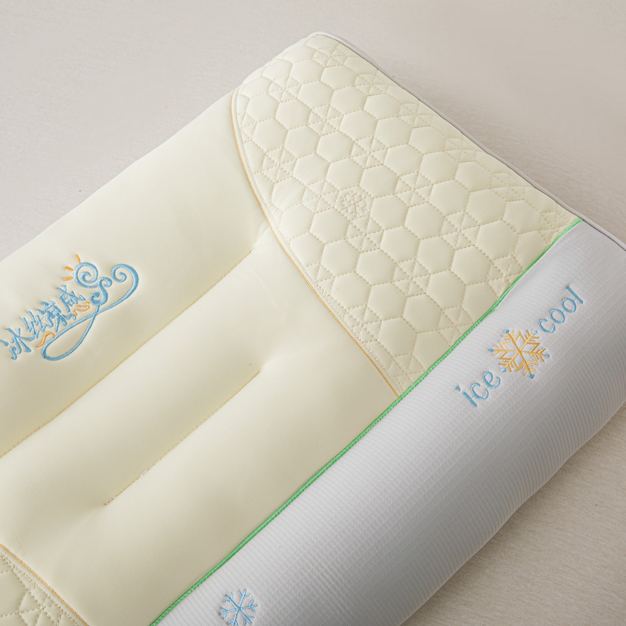 91家纺网 家纺一手货源 找家纺 橘夏家纺 2025新款冰丝牵引枕枕头枕芯 灰色 48x74cm/只