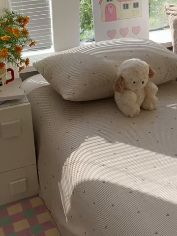 91家纺网 家纺一手货源 找家纺 韩巢家纺 2025新款云感提花双层纱床单被单枕套三件套 米倾心