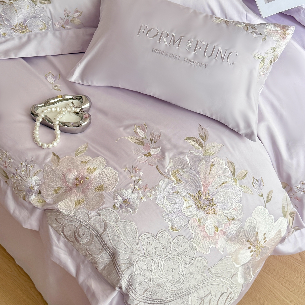 91家纺网 家纺一手货源 找家纺 库里梦家纺 2025新款100S长绒棉纯棉刺绣四件套-春不晚花 春不晚花-梦幻紫