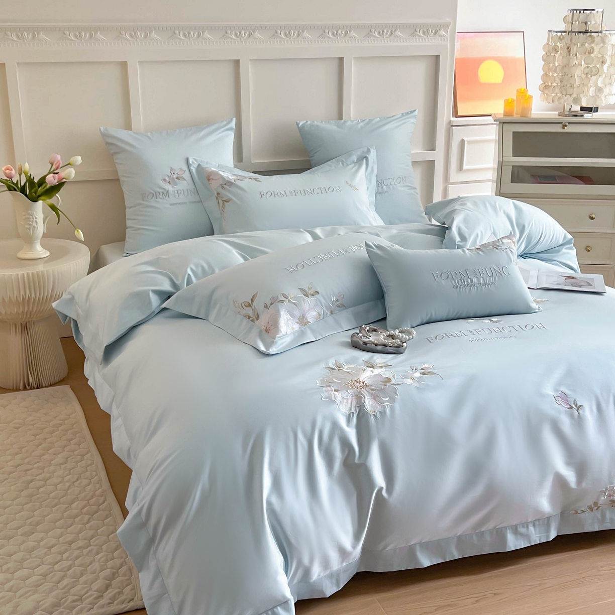 91家纺网 家纺一手货源 找家纺 库里梦家纺 2025新款100S长绒棉纯棉刺绣四件套-春不晚花 春不晚花-浅云蓝