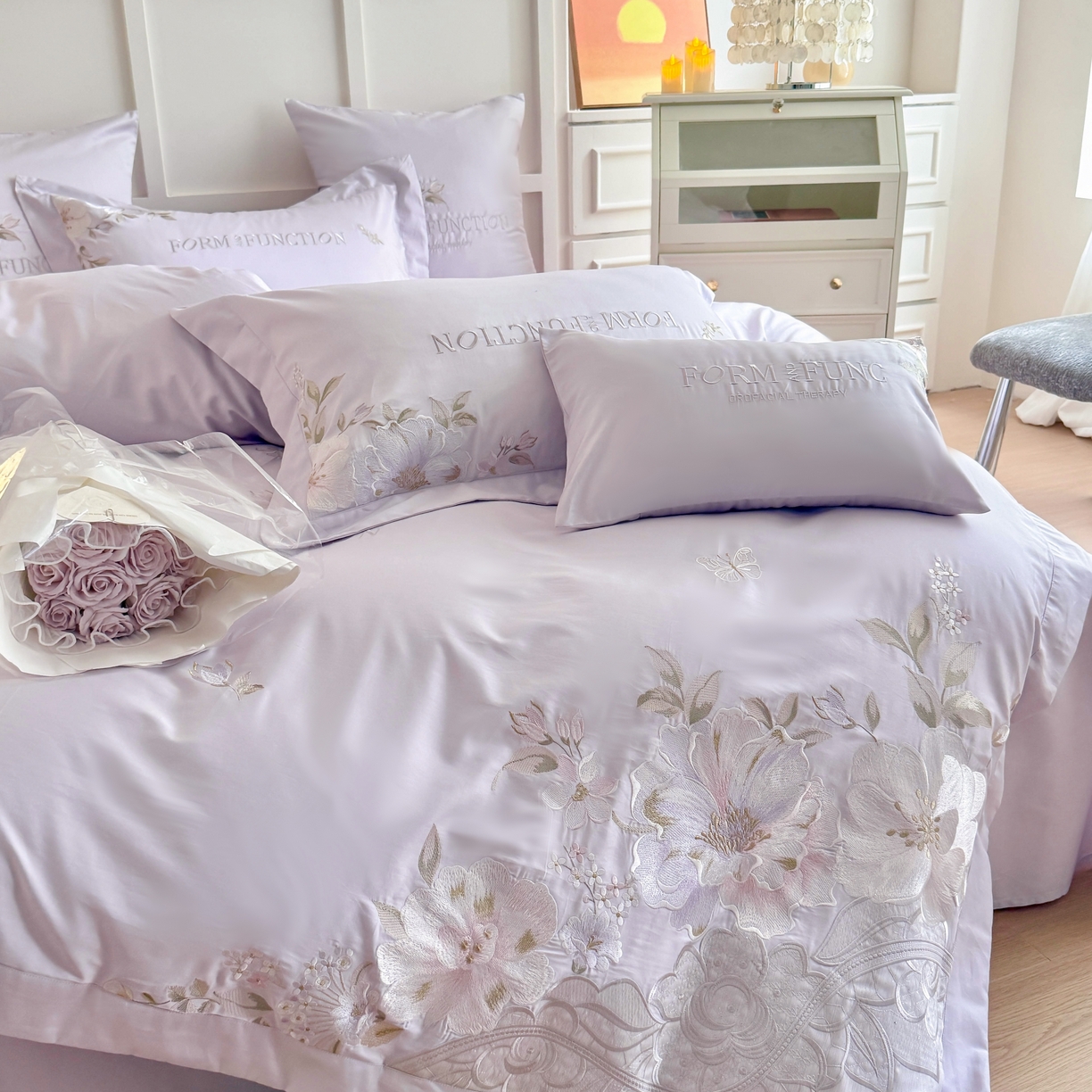 91家纺网 家纺一手货源 找家纺 库里梦家纺 2025新款100S长绒棉纯棉刺绣四件套-春不晚花 春不晚花-梦幻紫
