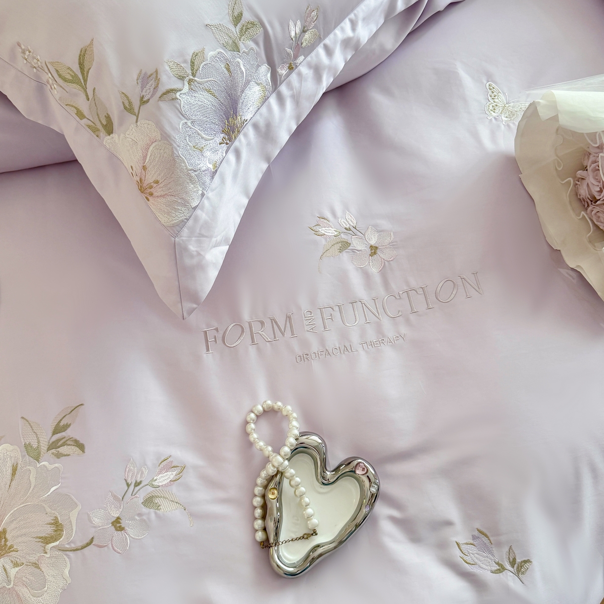 91家纺网 家纺一手货源 找家纺 库里梦家纺 2025新款100S长绒棉纯棉刺绣四件套-春不晚花 春不晚花-梦幻紫