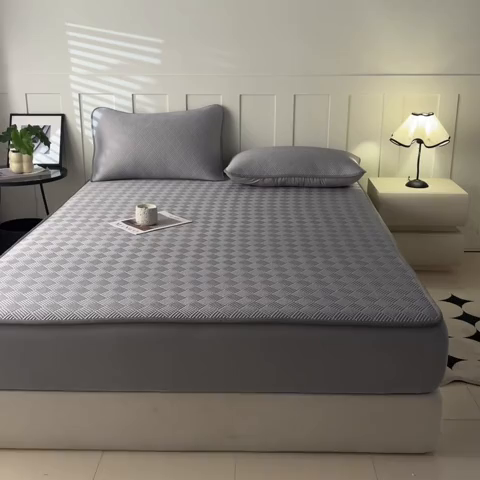 91家纺网 家纺一手货源 找家纺 欧邦 2025新款雅阁系列提花冰豆豆床笠款夏被四件套 雅格-灰色