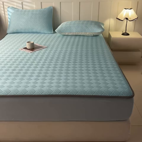 91家纺网 家纺一手货源 找家纺 （总）欧邦 2025新款雅阁系列提花冰豆豆床笠款夏被四件套