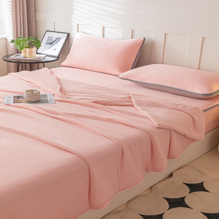 91家纺网 家纺一手货源 找家纺 欧邦 2025新款雅阁系列提花冰豆豆床笠款夏被四件套 雅格-粉色