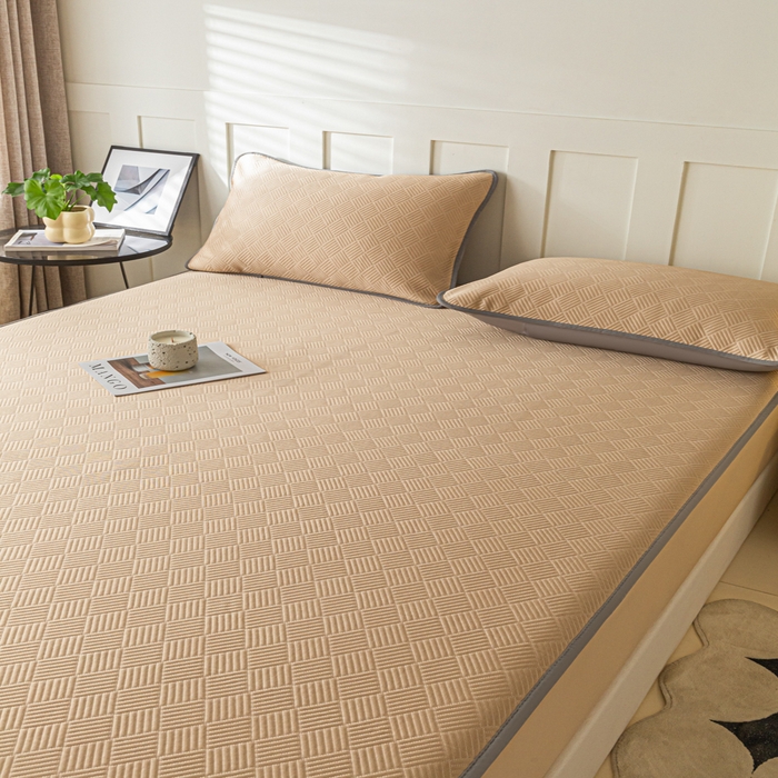 91家纺网 家纺一手货源 找家纺 欧邦 2025新款雅阁系列提花冰豆豆床笠款夏被四件套 雅格-咖色