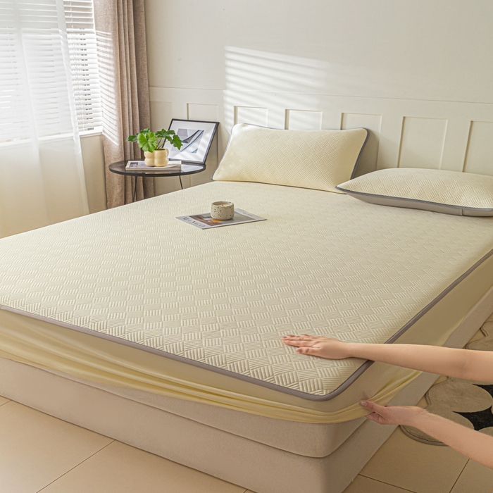 91家纺网 家纺一手货源 找家纺 欧邦 2025新款雅阁系列提花冰豆豆床笠款夏被四件套 雅格-暖黄