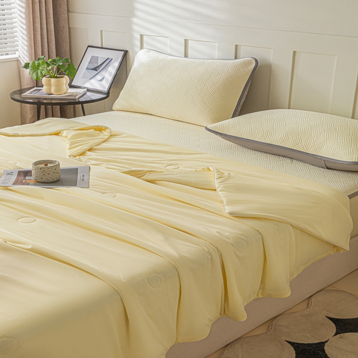 91家纺网 家纺一手货源 找家纺 欧邦 2025新款雅阁系列提花冰豆豆床笠款夏被四件套 雅格-暖黄