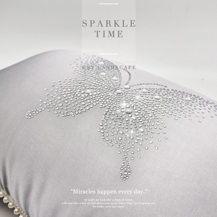 91家纺网 家纺一手货源 找家纺 澜屿 新款珍珠蝶影珍珠烫钻轻奢高端抱枕配饰枕套枕芯 珍珠蝶影-银灰