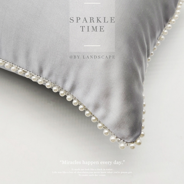 91家纺网 家纺一手货源 找家纺 澜屿 新款珍珠蝶影珍珠烫钻轻奢高端抱枕配饰枕套枕芯 珍珠蝶影-银灰