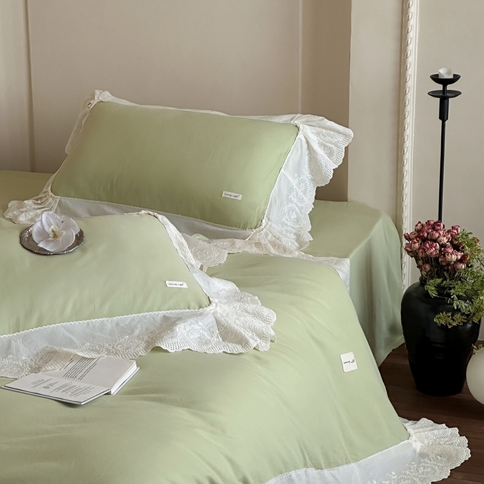 91家纺网 家纺一手货源 找家纺 （总）小春日和 2025新款法式纯棉双层纱A类公主风四件套儿童婴幼儿被套纯色床单1.8床笠加大床单