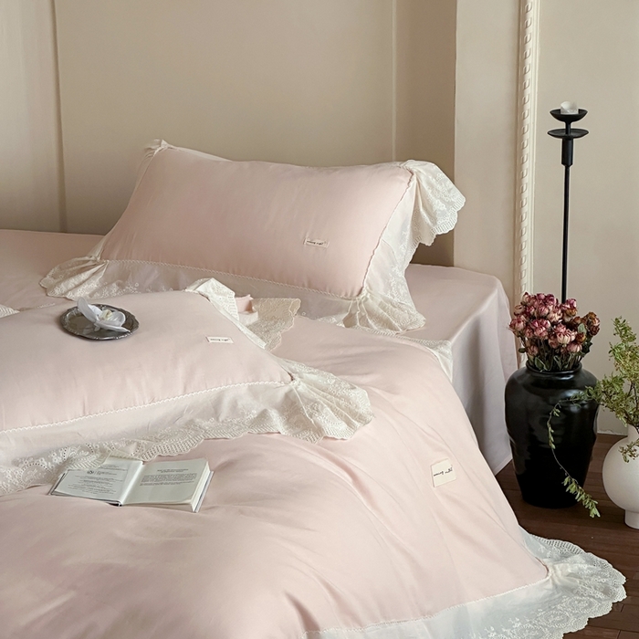 91家纺网 家纺一手货源 找家纺 （总）小春日和 2025新款法式纯棉双层纱A类公主风四件套儿童婴幼儿被套纯色床单1.8床笠加大床单