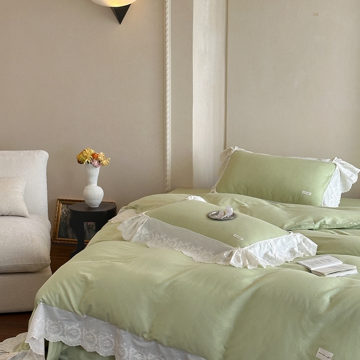 91家纺网 家纺一手货源 找家纺 小春日和 2025新款法式纯棉双层纱A类公主风四件套儿童婴幼儿被套纯色床单1.8床笠加大床单 梅子青