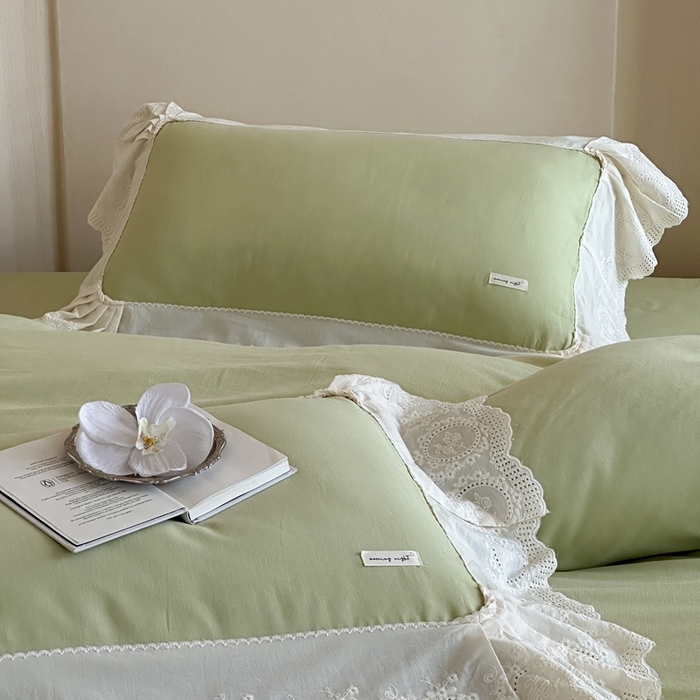 91家纺网 家纺一手货源 找家纺 小春日和 2025新款法式纯棉双层纱A类公主风四件套儿童婴幼儿被套纯色床单1.8床笠加大床单 梅子青