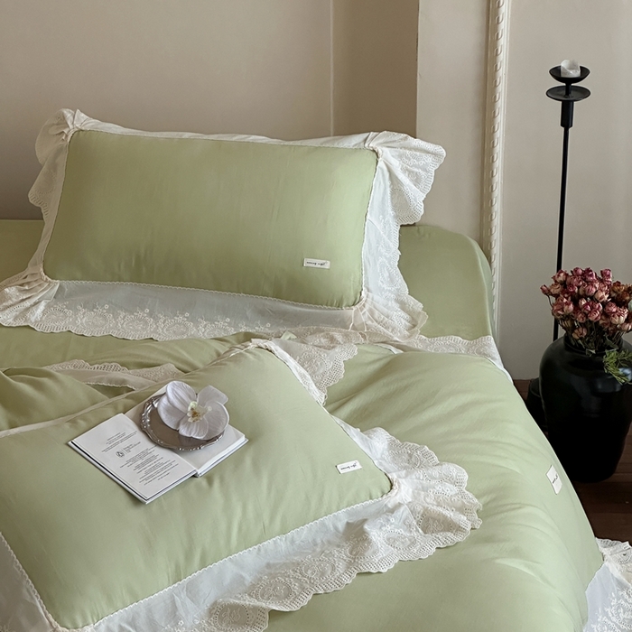 91家纺网 家纺一手货源 找家纺 小春日和 2025新款法式纯棉双层纱A类公主风四件套儿童婴幼儿被套纯色床单1.8床笠加大床单 梅子青