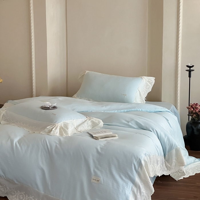 91家纺网 家纺一手货源 找家纺 （总）小春日和 2025新款法式纯棉双层纱A类公主风四件套儿童婴幼儿被套纯色床单1.8床笠加大床单