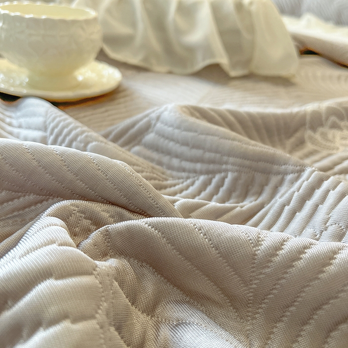 91家纺网 家纺一手货源 找家纺 网红馆（ck家纺） 2025新款床盖款豆豆席凉席席子-花叶海 花叶海-灰色