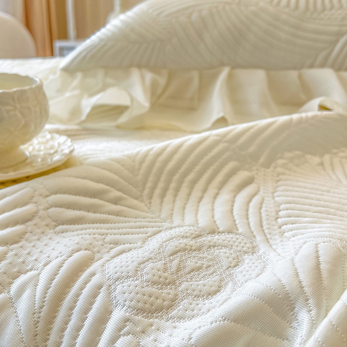 91家纺网 家纺一手货源 找家纺 网红馆（ck家纺） 2025新款床盖款豆豆席凉席席子-花叶海 花叶海-米色