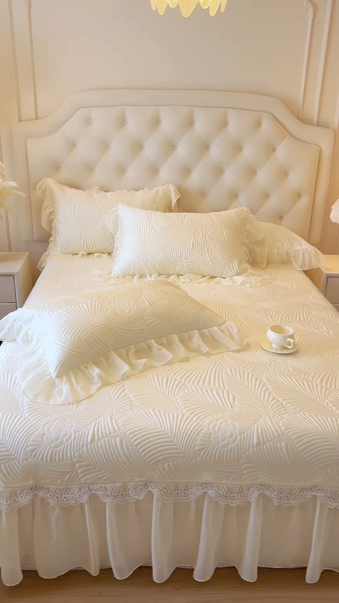 91家纺网 家纺一手货源 找家纺 网红馆（ck家纺） 2025新款床盖款豆豆席凉席席子-花叶海 花叶海-米色